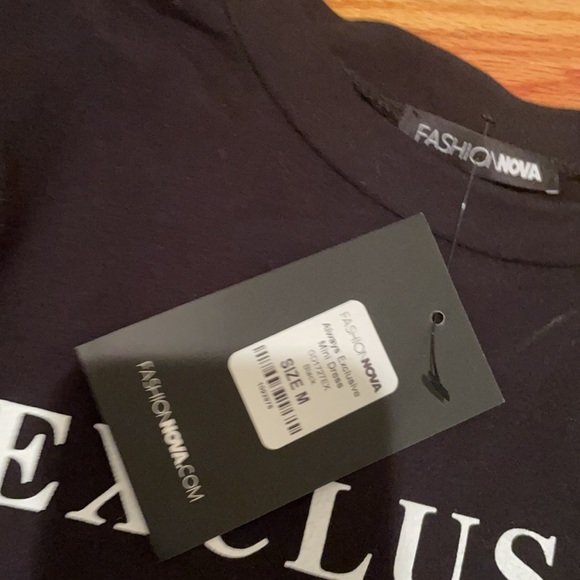 Fashion nova dress - Picture 5 of 5